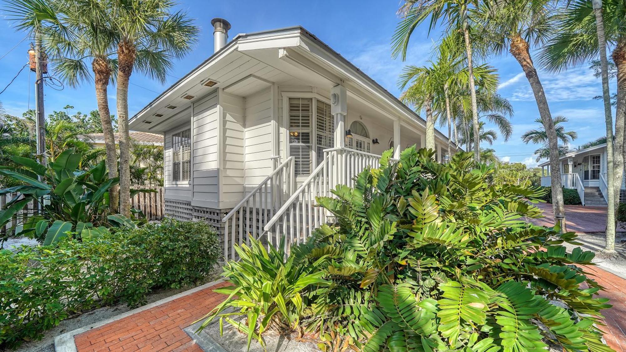 Little Gull Cottages Longboat Key Exterior photo